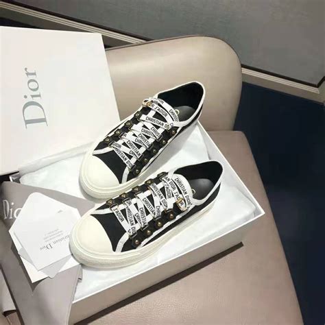 scarpe dior chiara|dior ladies sneakers.